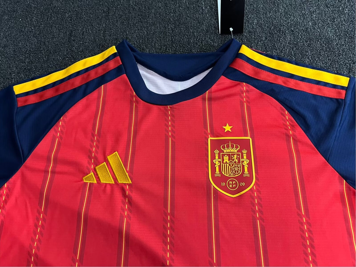 Camiseta Local de España Copa Mundial 2026