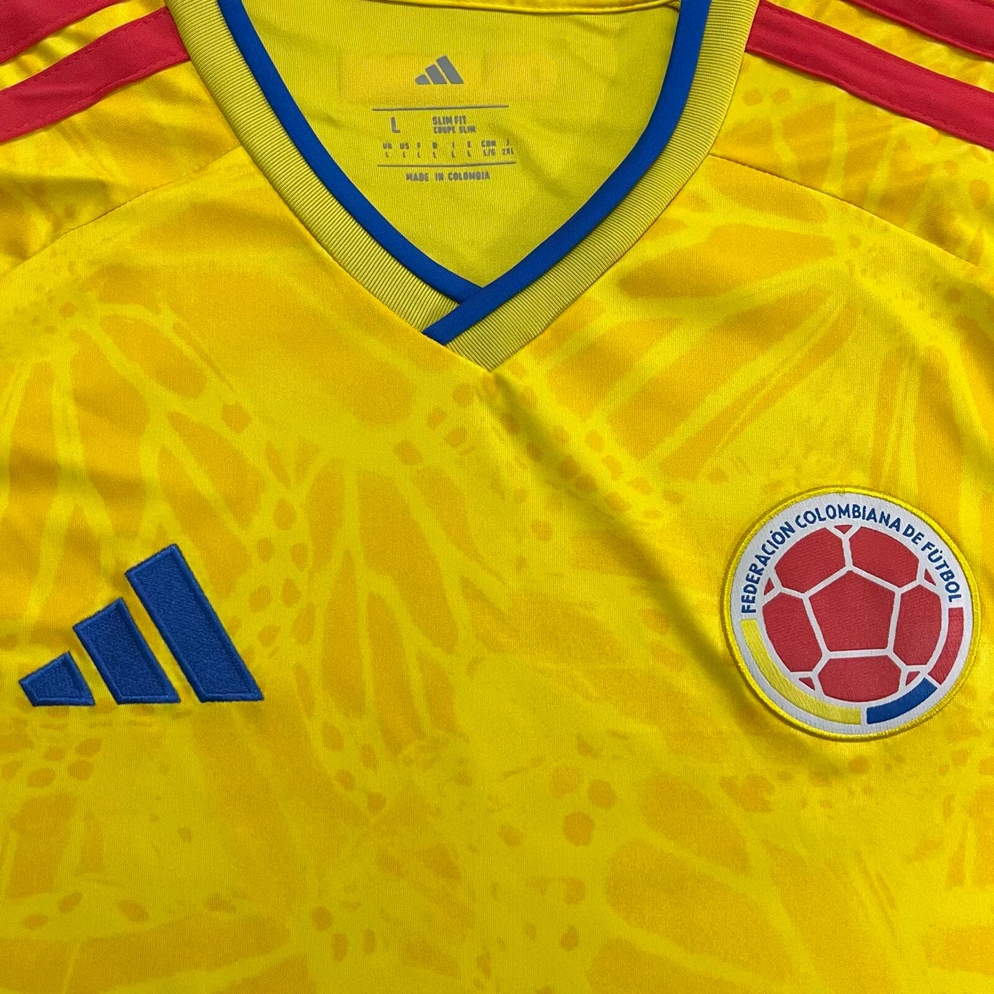 Camiseta local de Colombia Mundial 2026